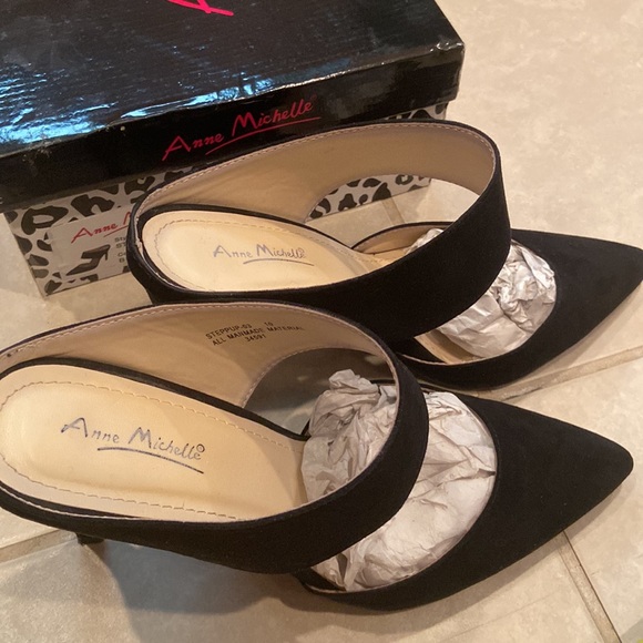 Slip-on 5” Heels - Picture 7 of 7